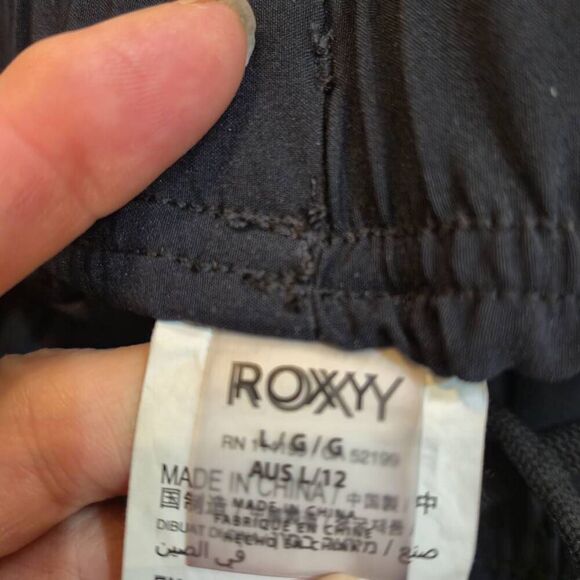 Roxy Women's Black Poly/Spandex Drawstring Athletic Shorts w Pockets - Picture 7 of 7